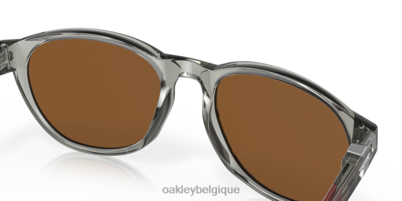 être Oakley lunettes reedmace (ajustement de pont bas) verres prizm violets, monture encre grise LFB04662