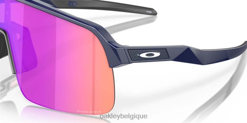 être Oakley lunettes sutro lite (ajustement à pont bas) verres Prizm Trail, monture bleu marine mat LFB04451