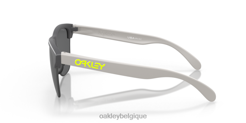 être Oakley lunettes peaux de grenouille légères verres prizm noirs, monture gris foncé mat LFB04215