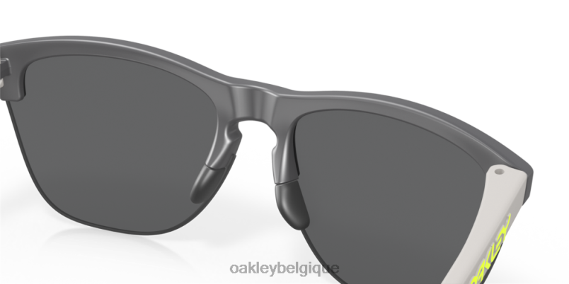 être Oakley lunettes peaux de grenouille légères verres prizm noirs, monture gris foncé mat LFB04215