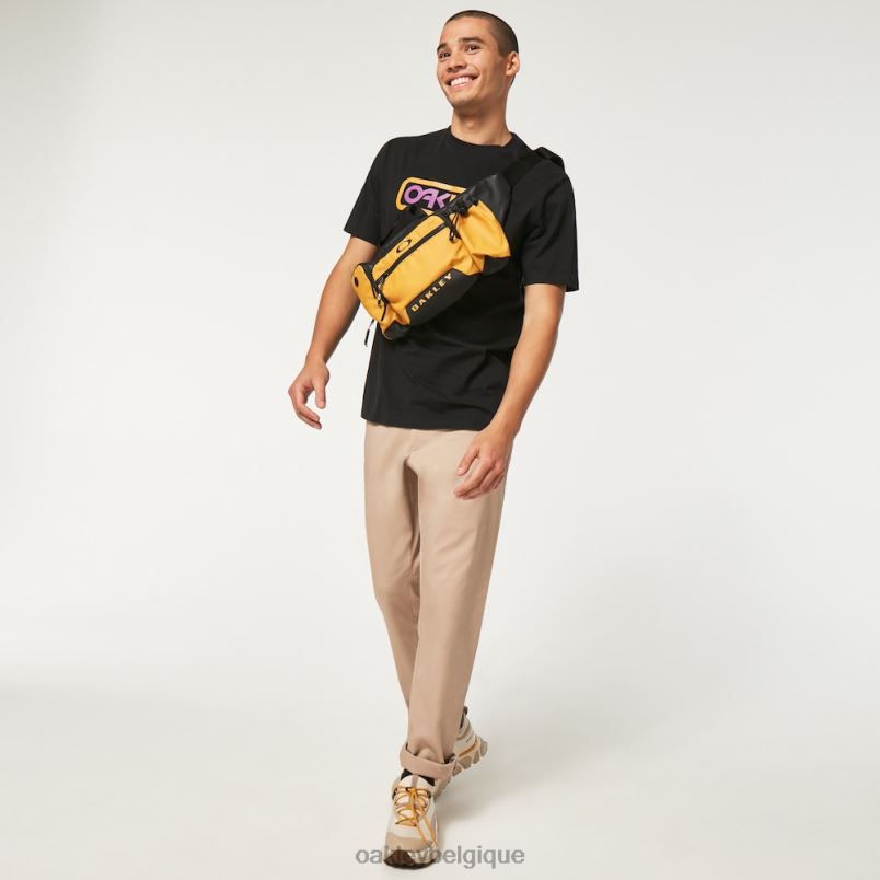 être Oakley vêtements enfermé dans un tee-shirt b1b coupure électrique LFB042375